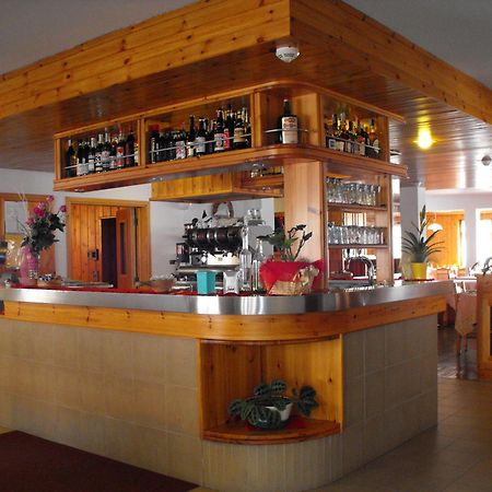 Hotel Valdotain Villeneuve Exterior photo