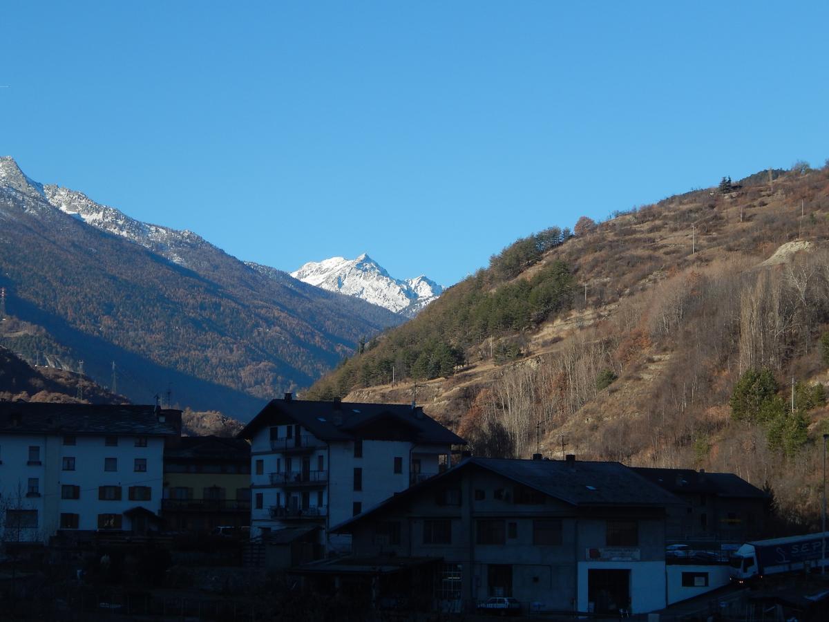 Hotel Valdotain Villeneuve Exterior photo